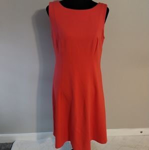 Sleeveless mid length dress